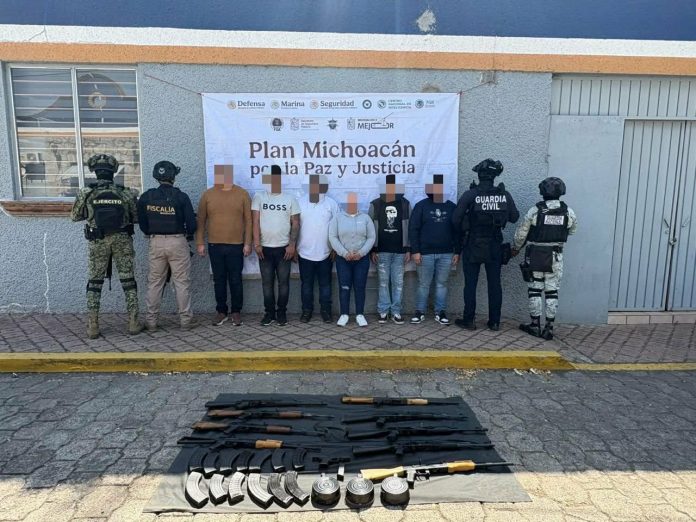 Seis detenidos y aseguramiento de droga, armas y vehículos en operativo militar y de la SSP en Fuentes de Morelia