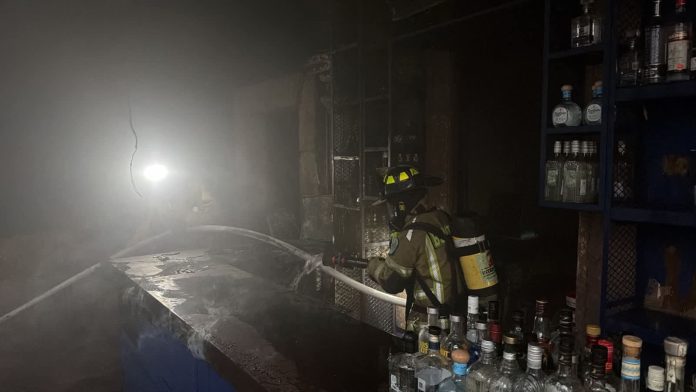 Se registra incendio en el bar Watson en el centro de Morelia