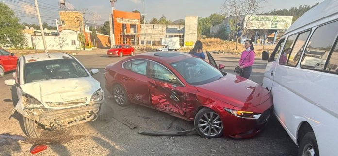 Se registra choque múltiple en la Morelia-Pátzcuaro, desviación a Cointzio