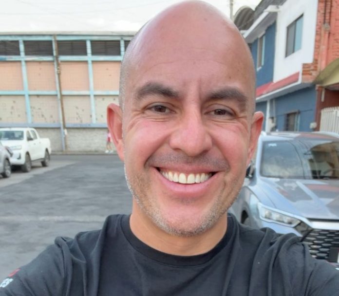 Fito Torres responde a ataques y llama a apagar la narcopolítica