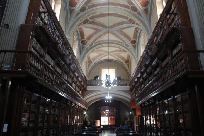 Con herramientas de vanguardia mundial, UMSNH aperturó Bibliotecas Inclusivas en gestión de Yarabí Ávila