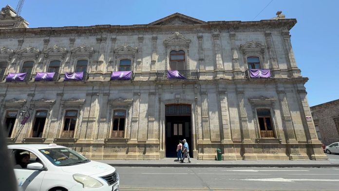 Suspenden credencialización para el Servicio Universal de Salud en Morelia Suspenden credencialización para el Servicio Universal de Salud en Morelia