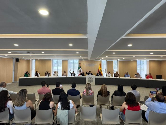 Con 10 votos a favor, 2 en contra y 1 abstención, el Cabildo de Morelia aprobó los lineamientos para el aprovechamiento, administración, autorización y uso temporal de espacios