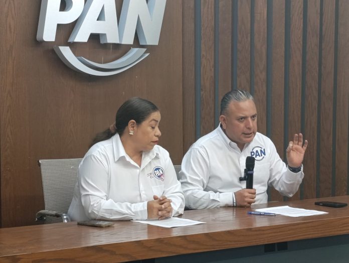 PAN responde a Grecia Quiroz: “no le ruega a nadie”