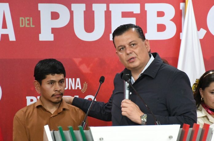 Joven denuncia afectación por difusión errónea de su fotografía, como implicado en homicidio de funcionario municipal