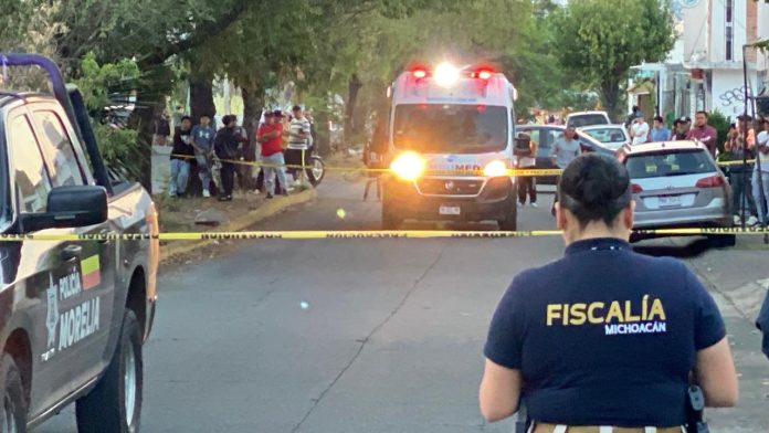 Balean a tres hombres en distintas calles de Villas del Pedregal; hay 1 muerto