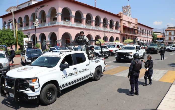 Observatorio alerta desplazamiento por violencia de más de 600 personas en Apatzingán
